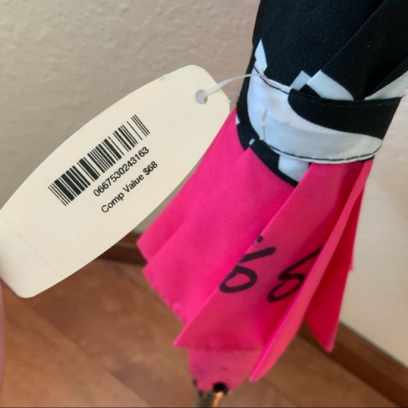 Victoria’s Secret Tall Umbrella NWOT - Picture 4 of 7